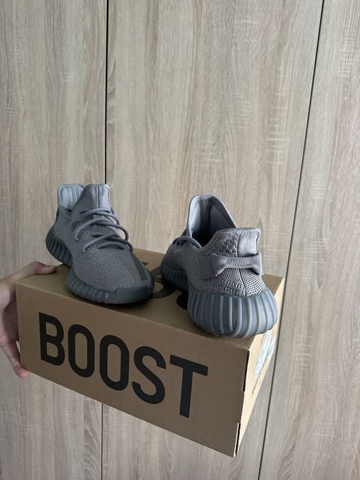 Yezzy 350 v2 steel gray