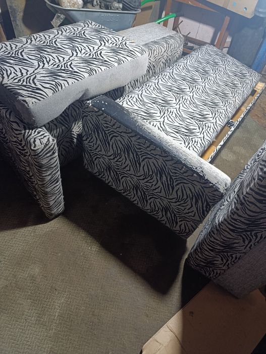 Отдам диван в хорошем состоянии