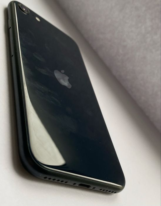 IPhone Se 3 сатылады