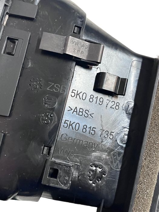 Grila De Ventilatie Bord Centrala Volkswagen Golf Vi 5K1 2008 - 2013 5