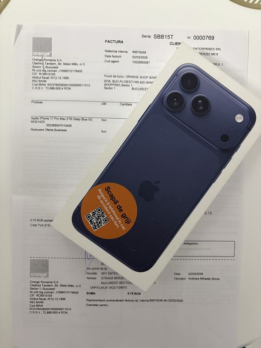 Vand iphone 17 pro max SIGILAT cu FACTURA 2TB