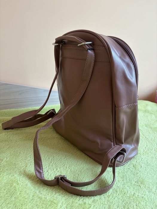 Нови дамски раници