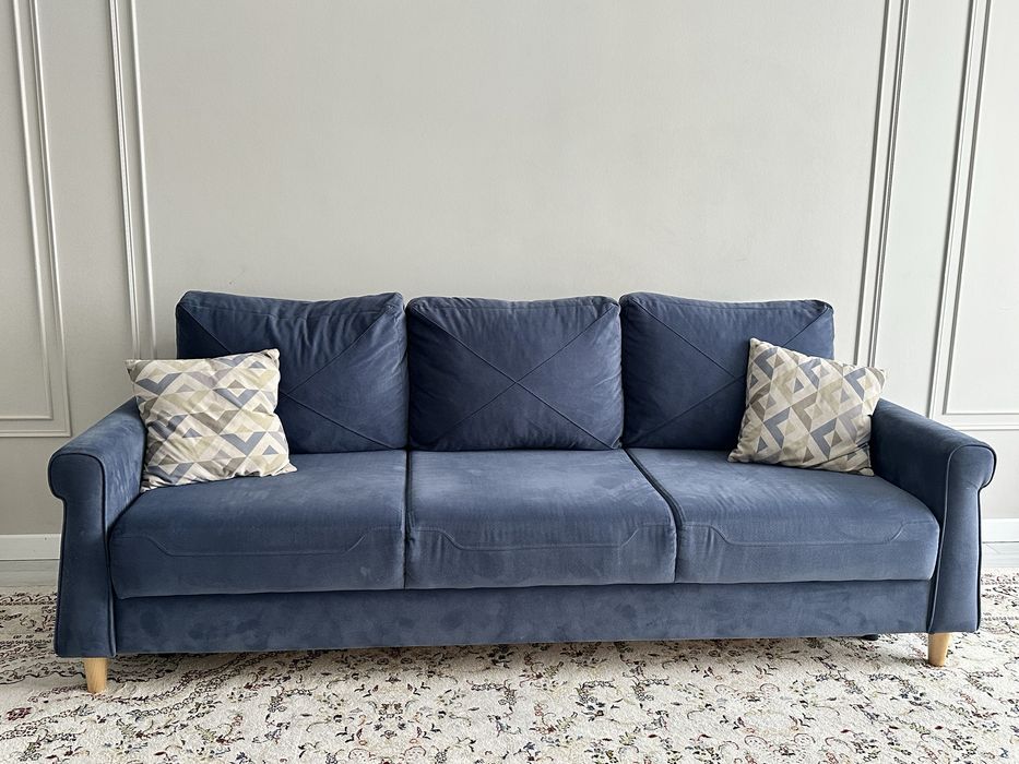 Диван 220 х 90. Раскладной.