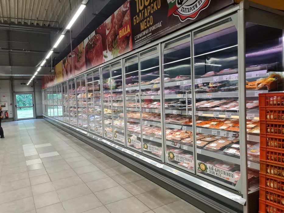 Хладилна витрина с вратички Linde