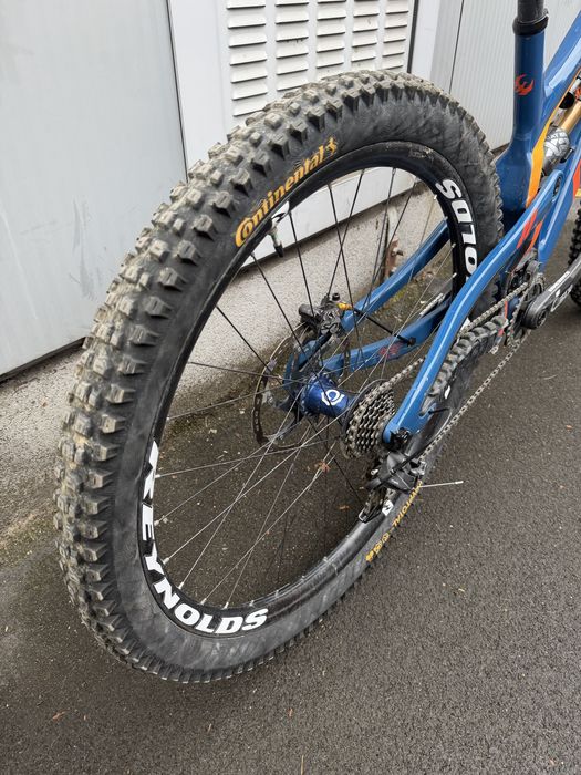 Pivot Phoenicx 29 Pro