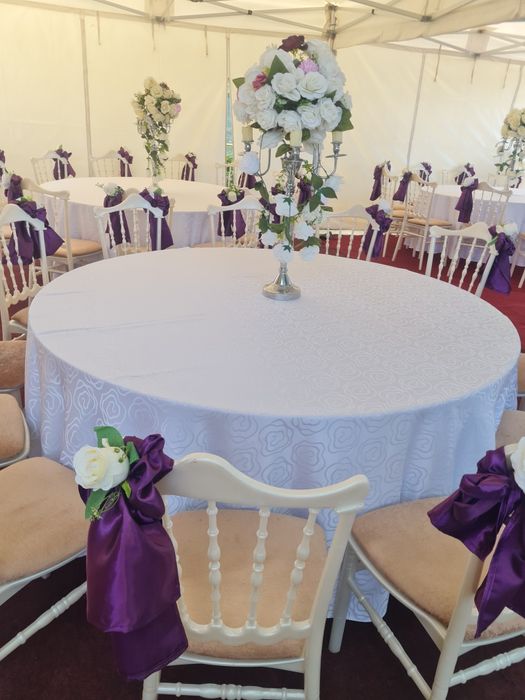 Inchiriem corturi, mese, scaune, pt evenimente, vitrine frigorifice