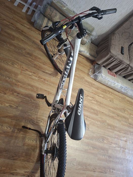 Велосипед  Giant
