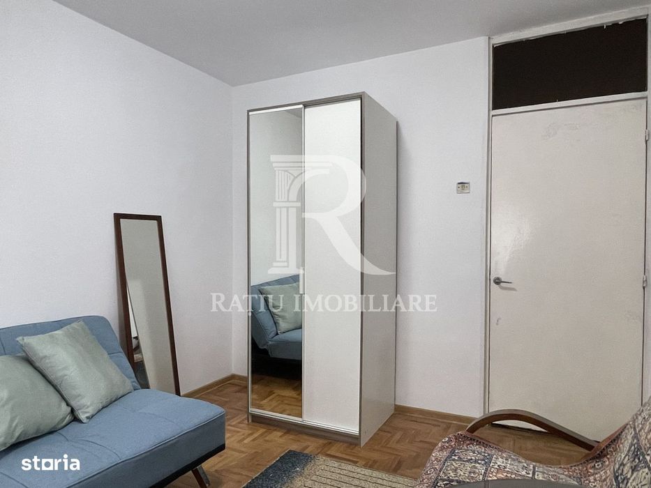 Apartament cu 3 camere | Decomandat | Decebal  | Oradea