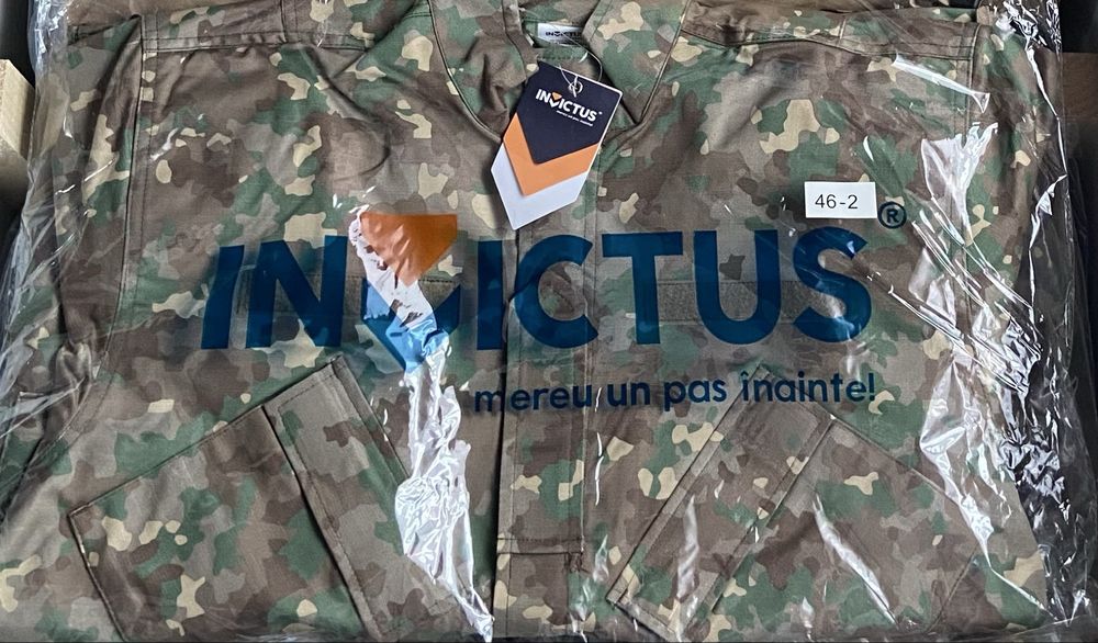 Tinuta combat 46/1.