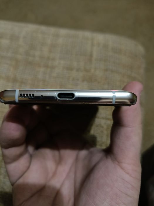 Обменяю Samsung s10 lite 6/128