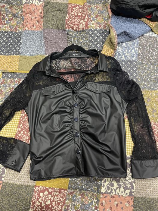 Домска риза-кожа и дантела-запазена