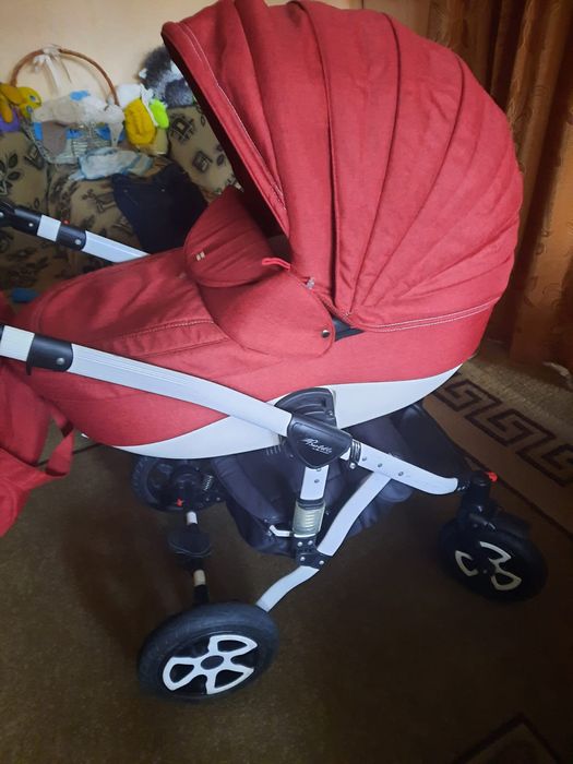 Продам коляску 3в1