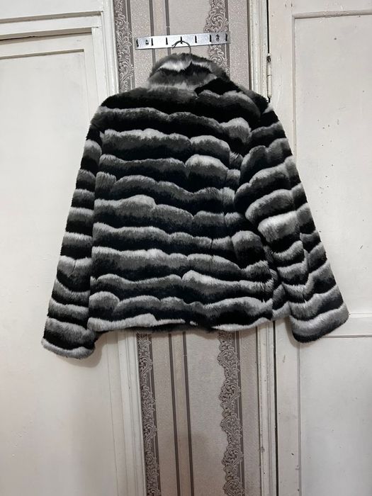 Шуба с искусственным мехом