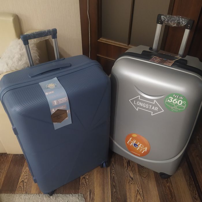 Чемодан большой новый