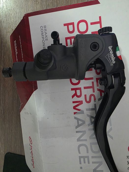 POMPA DE FRANA BREMBO 17 RCS / Brembo Radial Brake Master Cylinder Rcs 17