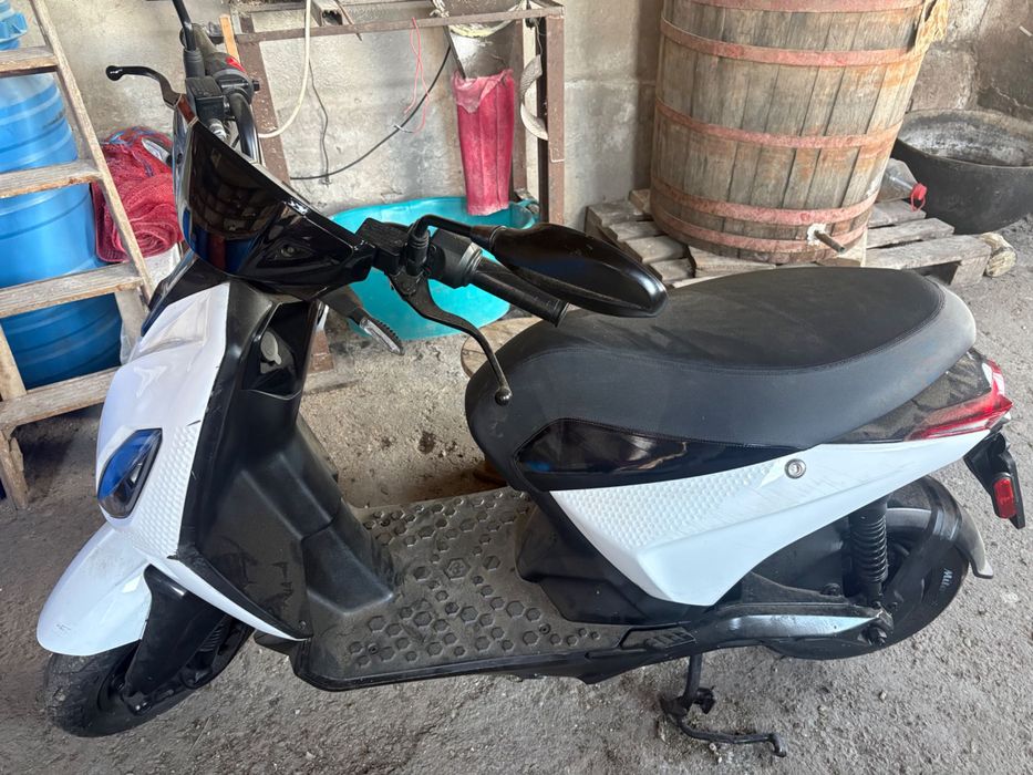 Scuter electric…
