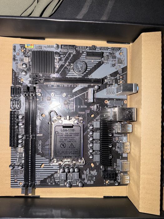 Материнаская плата Onda ddr4 1700