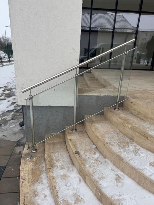 Balustrada din inox -inox cu sticla