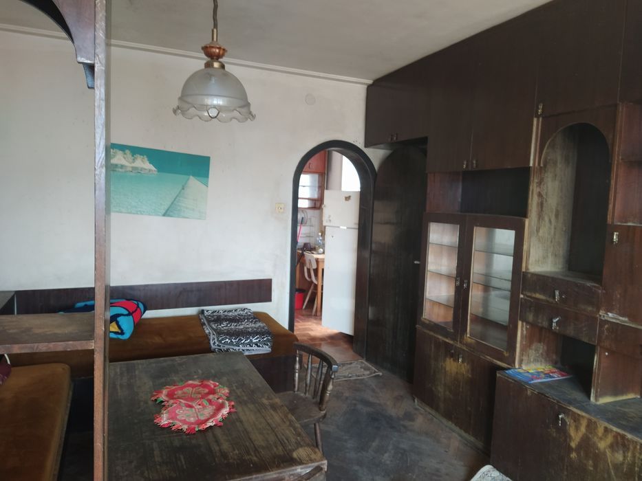 Дава се под наем Тристаен апартамент в София, Гео Милев - 90 кв.м за 433.5 € - Снимка #2