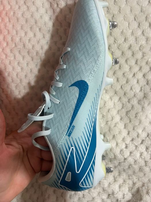 Ghete de fotbal zoom vapor 16 academy