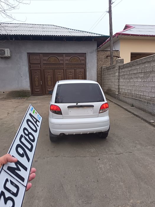 Holati haxshi kalonka magnitofon qoyilga