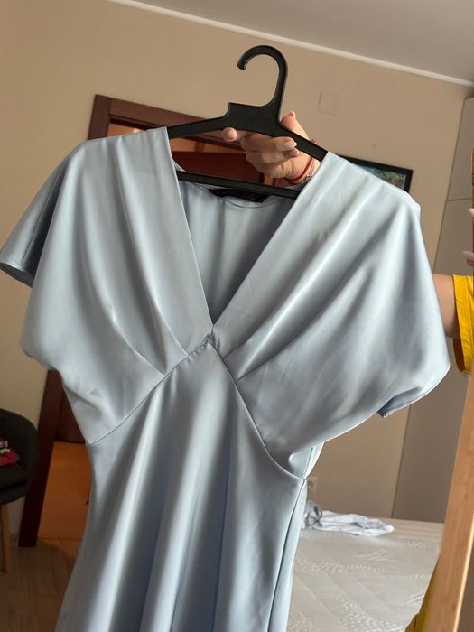 Синя сатенена рокля ZARA