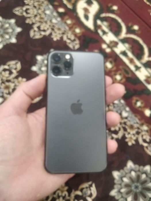 iPhone 11 pro  256 g