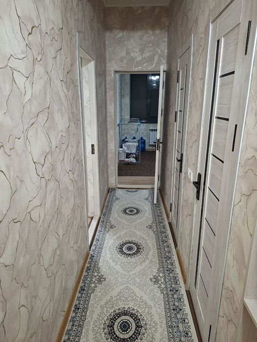 NAVOIY shahrida navoiy kuchasida 2 xona uymiz sotiladi arzon narxda