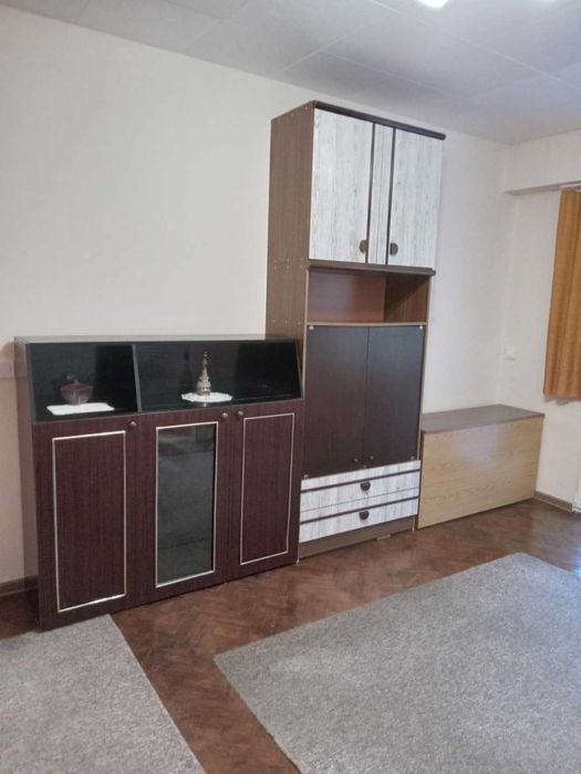 Дава се под наем Едностаен апартамент в Враца, Квартал 72 - 35 кв.м за 229.5 € - Снимка #3