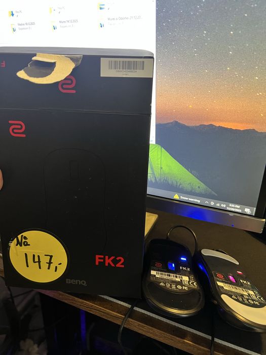 Doua mouse-uri gaming de la zowie fk2