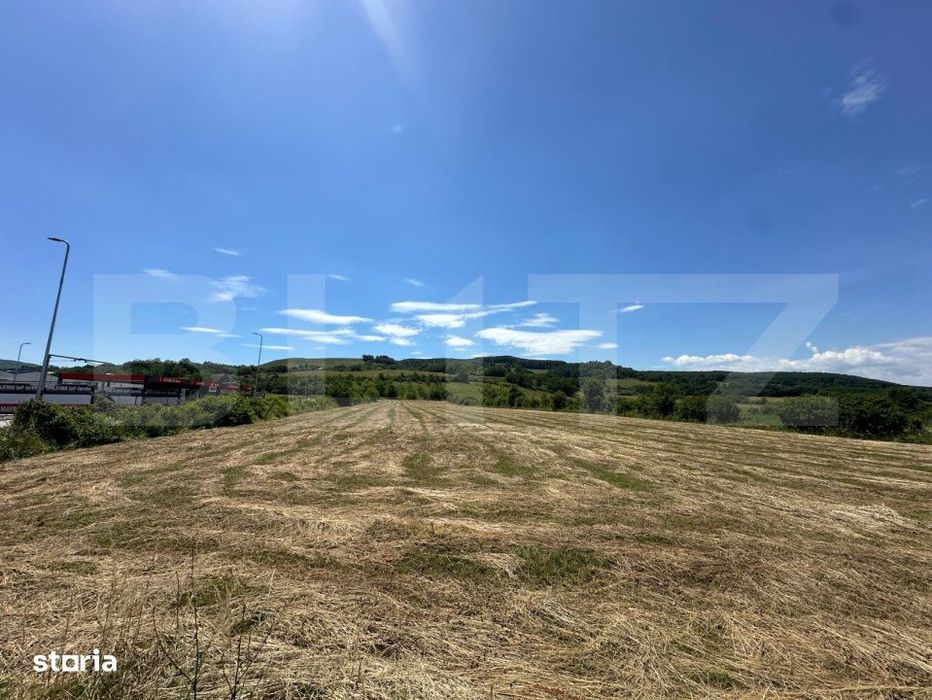 Teren in Cugir 12647mp, 7321mp intravilan si 5326 mp extravilan