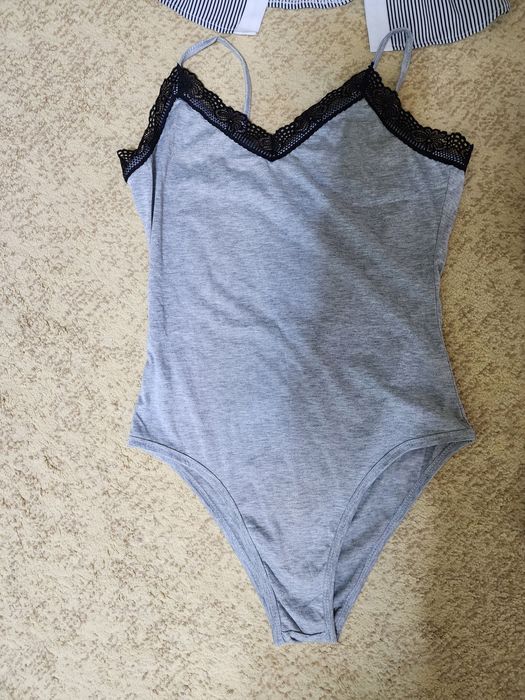 Боди новые и футболки