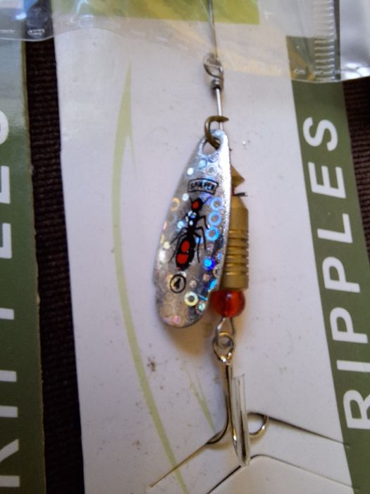 Воблер и блесни за риболов