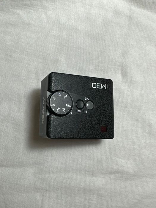 Вспышка Godox IM30