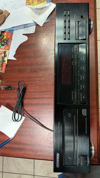 Amplificator plus CD player Kenwood