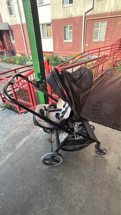 Продам детскую коляску