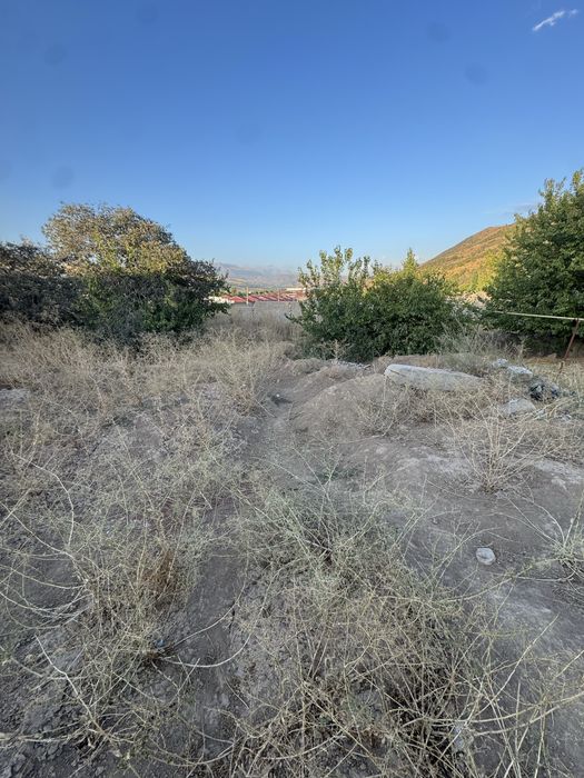 Srochna yer sotiladi bochkada 37 sotix (1sotix=15.000$)