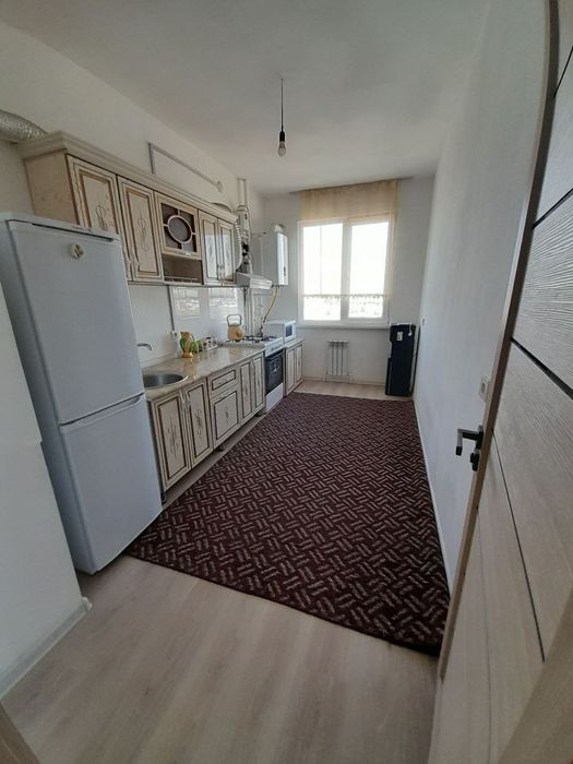 Тезда ,Рохат Барданкулда 3 хонали квартира сотилади