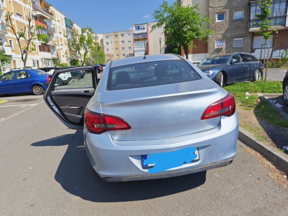 Opel Astra J 2016 1.6 benzină Euro 6