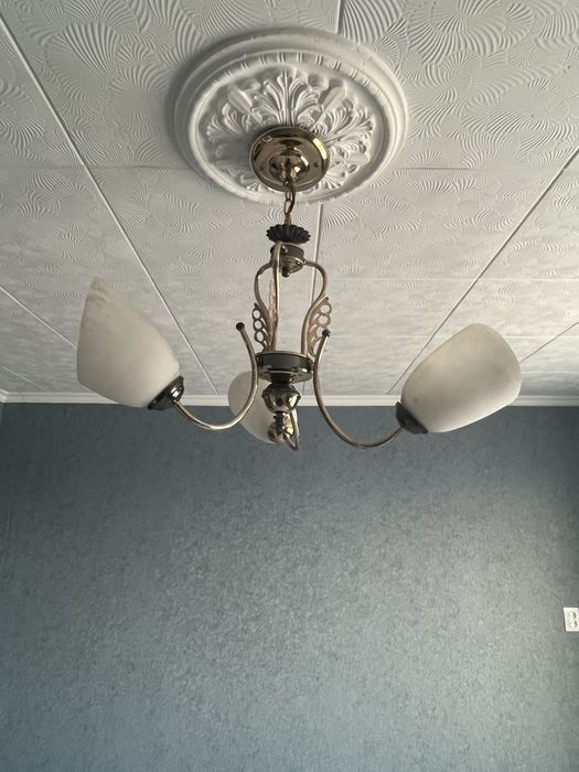 Люстры для комнаты