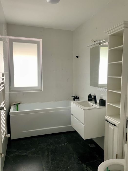 Inchiriez apartament Valea Lupului