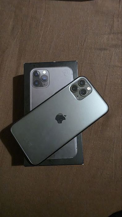 Айфон 11 про.