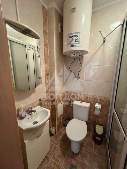 Продава се Двустаен апартамент в Варна, Колхозен пазар - 50 кв.м за 2760 €/кв.м - Снимка #3