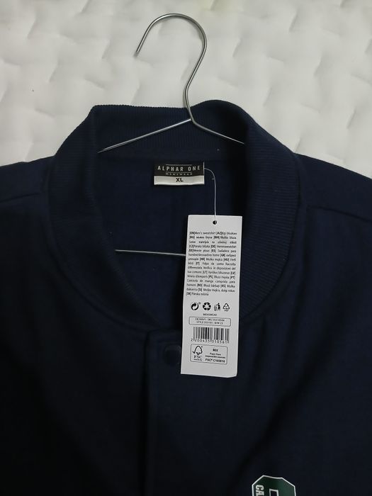 Куртка - бомбер новый оригинал