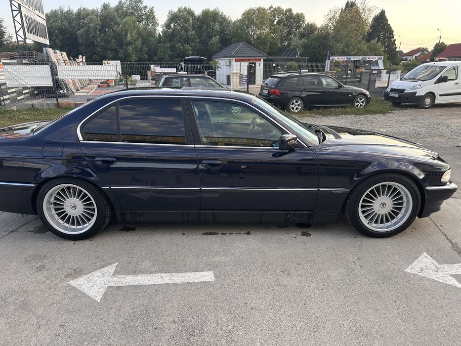 BMW 7 Series 0 — imagine 5
