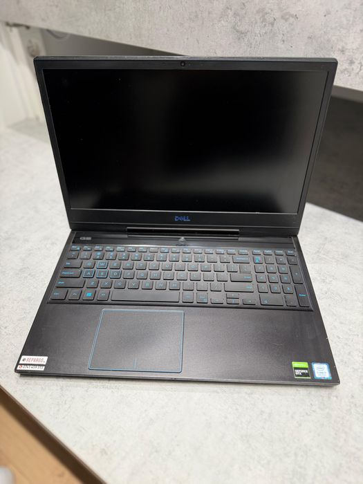 Laptop Gaming DELL p82f 5100