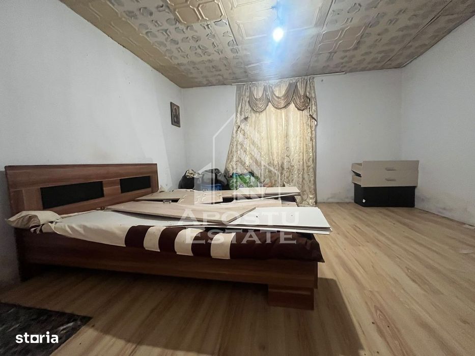 Casa/Vila 4 camere, Felnac