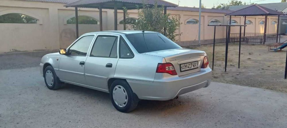 Нексия 2 сотилади