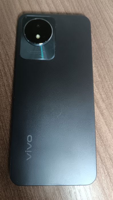 Продам смартфон VIVO Y02