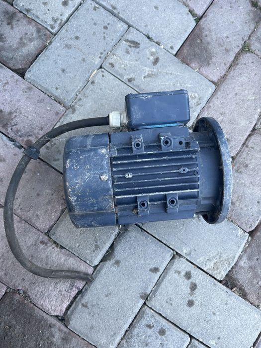 Электродвигатель